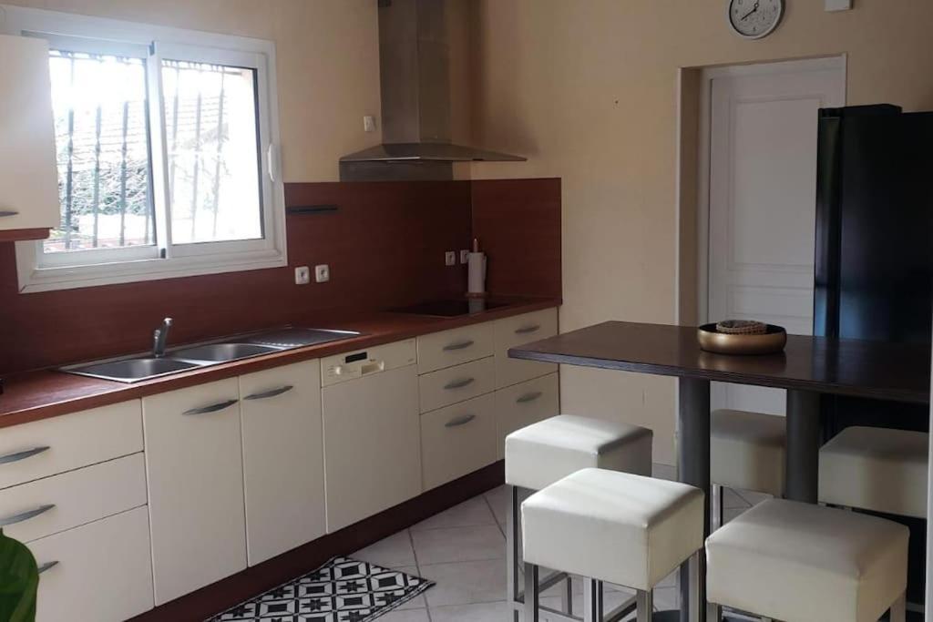 Villa Avec Piscine A St Marie La Mer 생트마리라메르 외부 사진